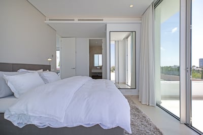 Luxury Villa Photo #18