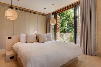 Luxury Villa Photo #36