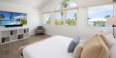 Luxury Villa Photo #32