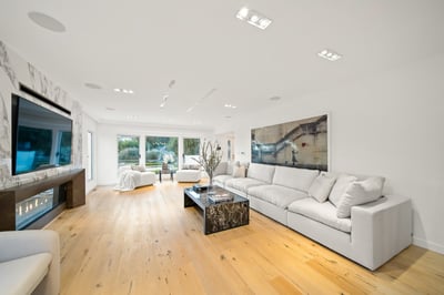 Luxury Villa Photo #15