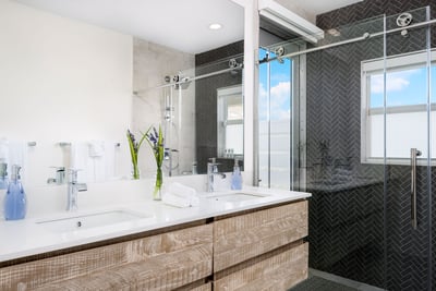 Luxury Villa Photo #23
