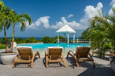 Luxury Villa Photo #4