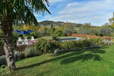 Luxury Villa Photo #4