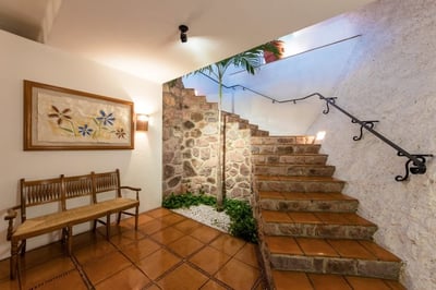 Luxury Villa Photo #30