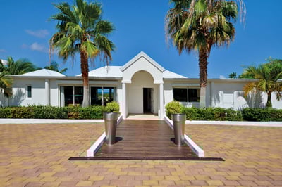 Luxury Villa Photo #15