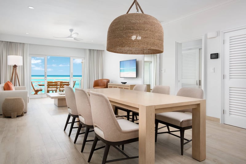 Deluxe 2 BDM Oceanfront Suite at Alexandra Resort