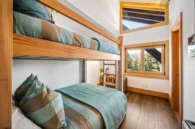 Luxury Villa Photo #42