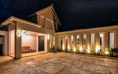Luxury Villa Photo #10