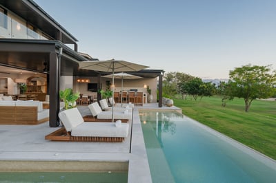 Luxury Villa Photo #5