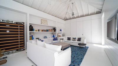 Luxury Villa Photo #34