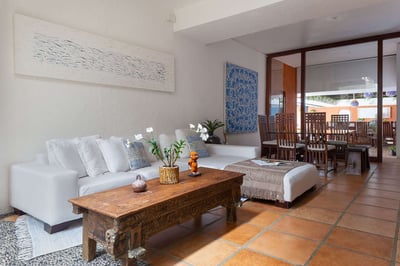 Luxury Villa Photo #15