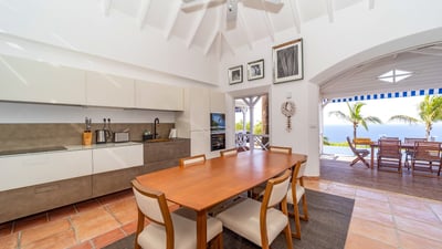Luxury Villa Photo #19