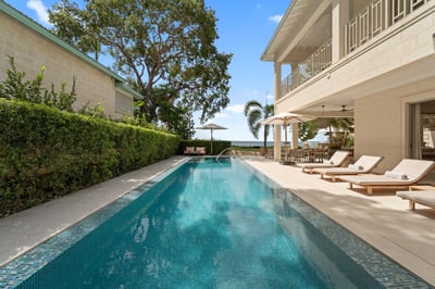Luxury Villa Photo #5