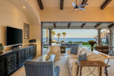 Luxury Villa Photo #17