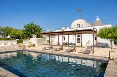 Luxury Villa Photo #8