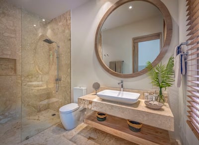 Luxury Villa Photo #50