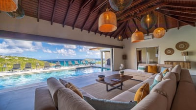 Luxury Villa Photo #14