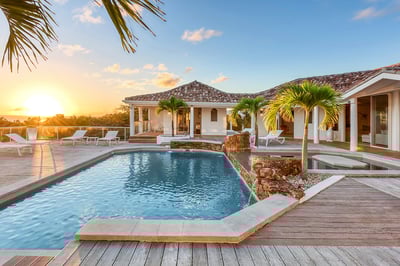 Luxury Villa Photo #8