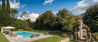 Luxury Villa Photo #6