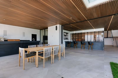 Luxury Villa Photo #10