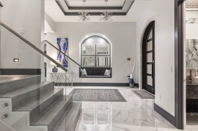 Luxury Villa Photo #13