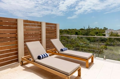 Luxury Villa Photo #12