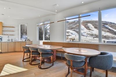 Luxury Villa Photo #9