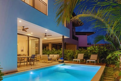 Luxury Villa Photo #40