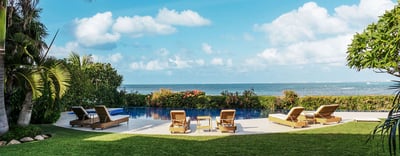 Luxury Villa Photo #3