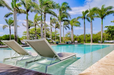 Luxury Villa Photo #6