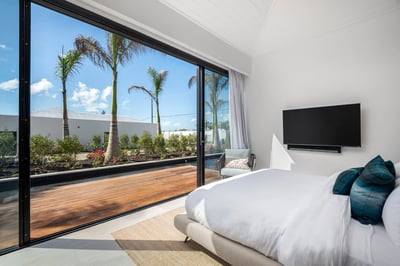 Luxury Villa Photo #59