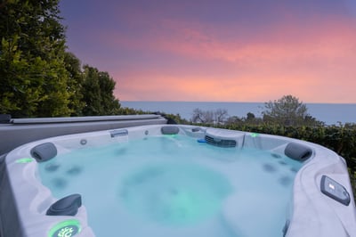 Luxury Villa Photo #15