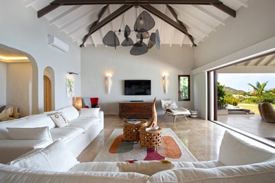 Luxury Villa Photo #25