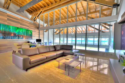Luxury Villa Photo #21