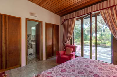 Luxury Villa Photo #57