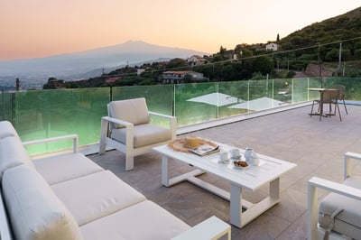 Luxury Villa Photo #15