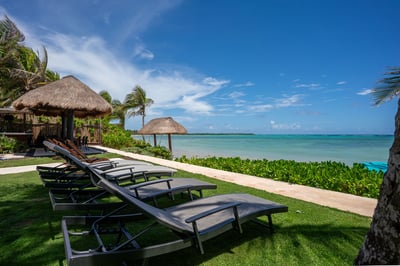 Luxury Villa Photo #8