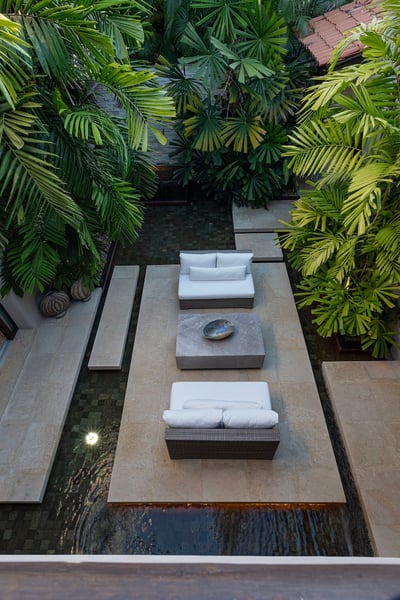 Luxury Villa Photo #37