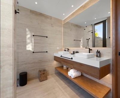 Luxury Villa Photo #26