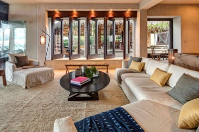 Luxury Villa Photo #35