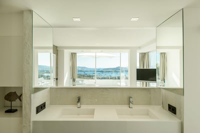 Luxury Villa Photo #24
