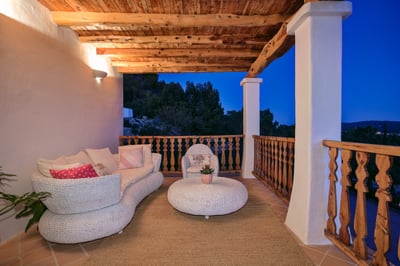 Luxury Villa Photo #15
