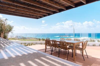 Luxury Villa Photo #3