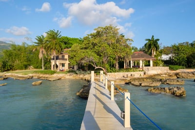 Luxury Villa Photo #12