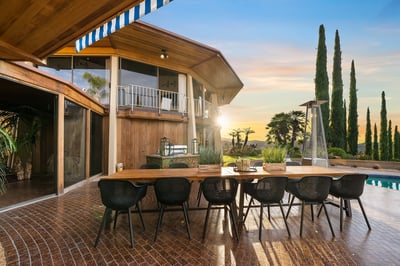 Luxury Villa Photo #6
