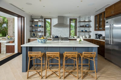 Luxury Villa Photo #17
