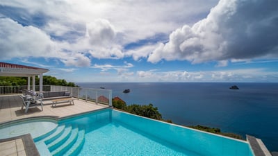 Luxury Villa Photo #5
