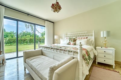 Luxury Villa Photo #28