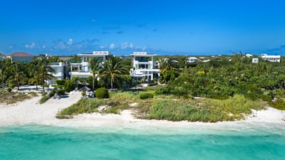 Luxury Villa Photo #31