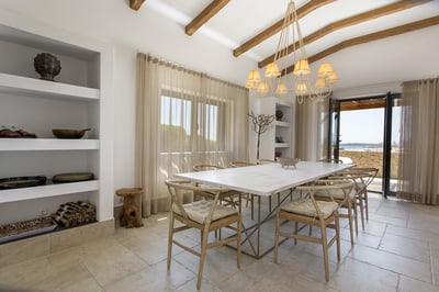 Luxury Villa Photo #21
